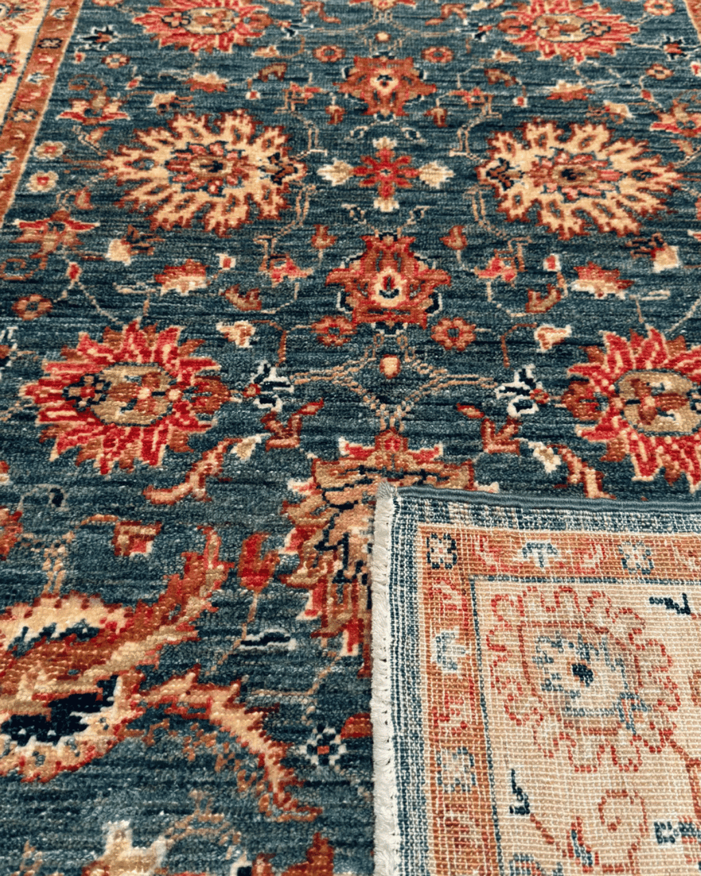 Ushak Hand-Knotted Wool Rug 3' x 5'