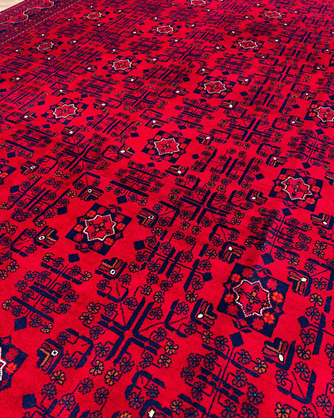 Handwoven Afghan Style Wool Rug 8' 1" x 11' 4"