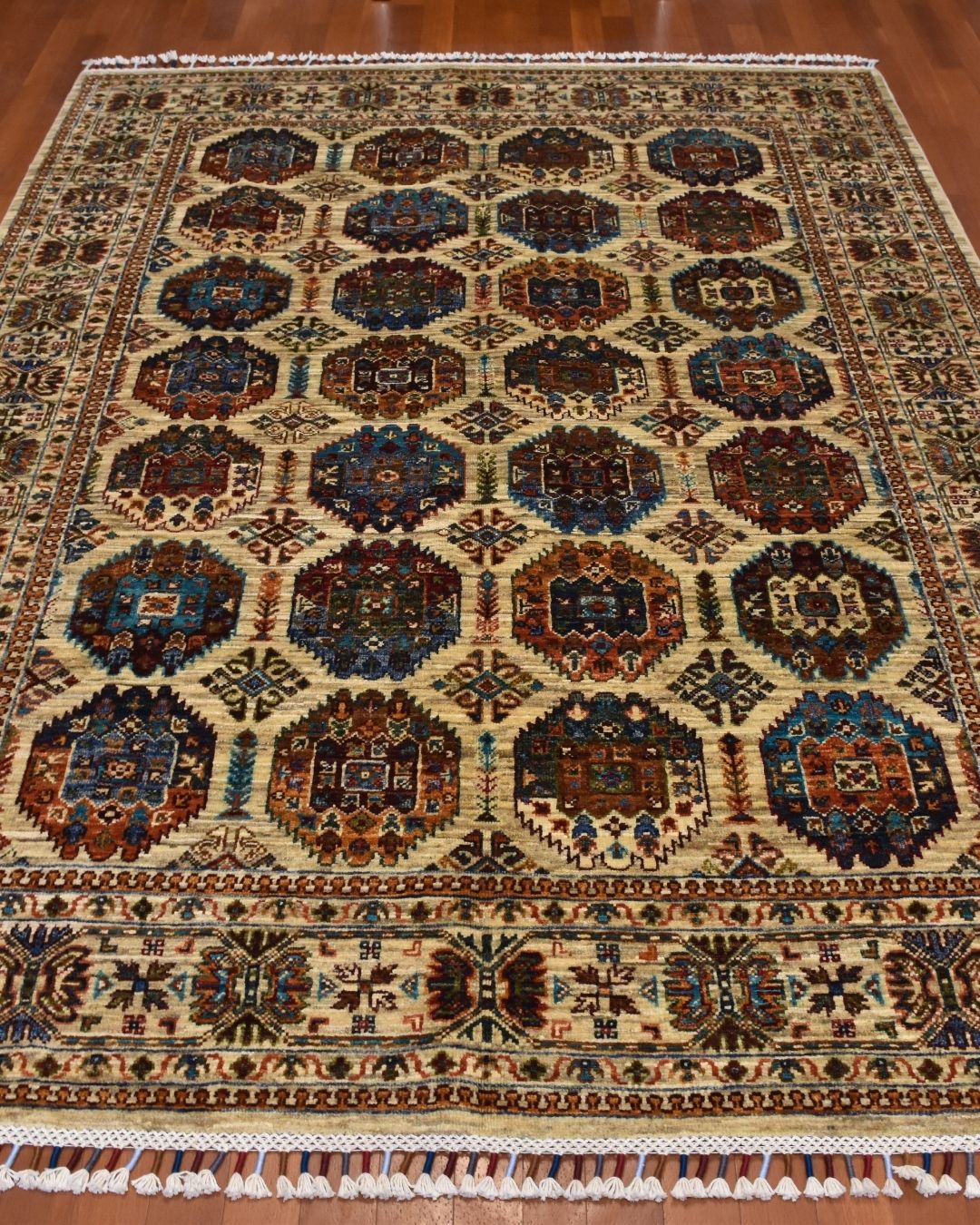 Veziri Hand-Knotted Wool Rug 5' x 6' 8"