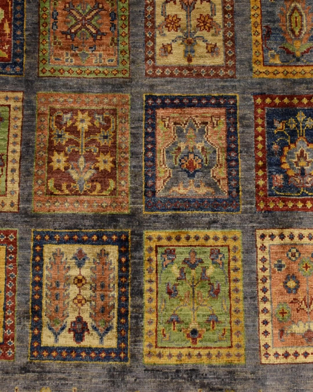 Sultani Hand-Knotted Wool Rug 4' x 6'