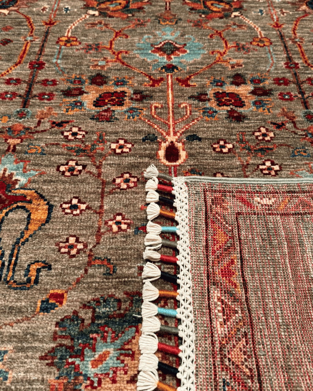 Sultani Hand-Knotted Wool Rug 3' 4" x 5' 2"