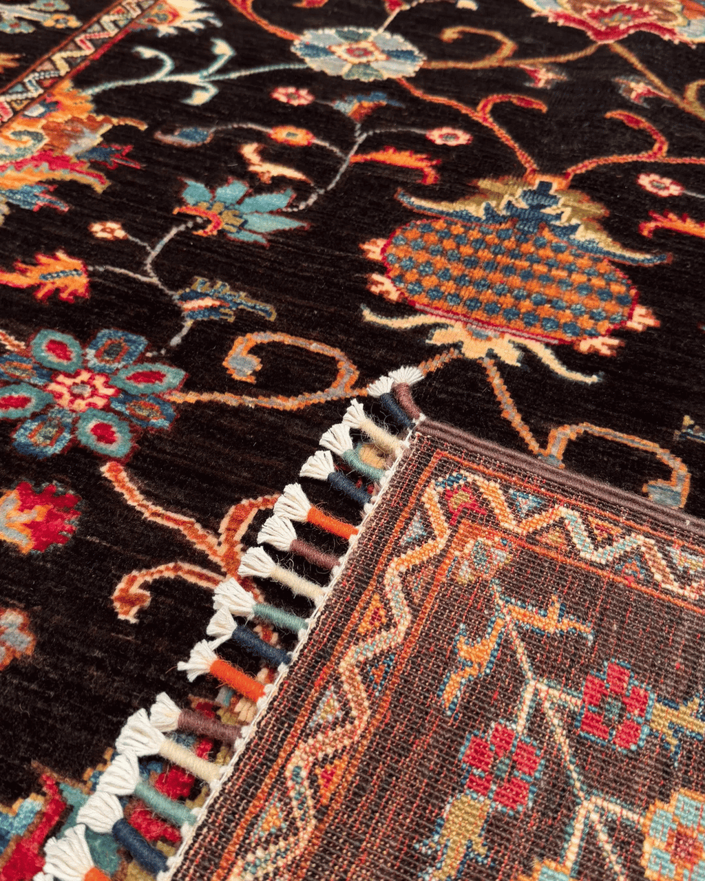 Sultani Hand-Knotted Wool Rug 4' x 6'