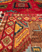 Veziri Hand-Knotted Wool Rug 5' 7" x 7' 8"