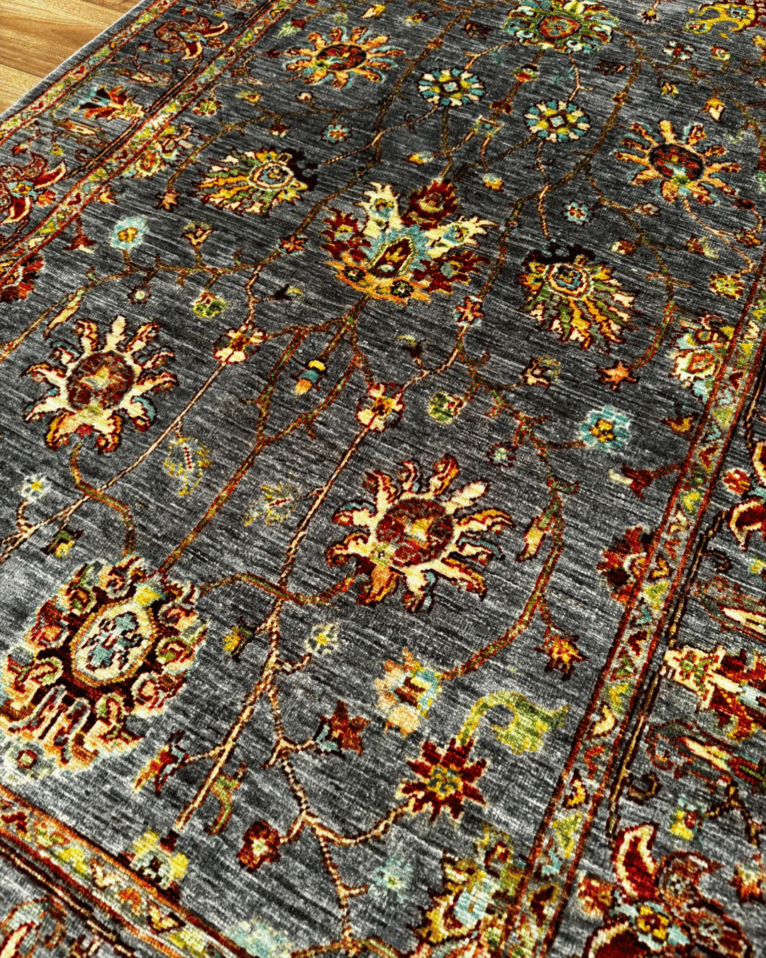 Sultani Hand-Knotted Wool Rug 4' x 6'