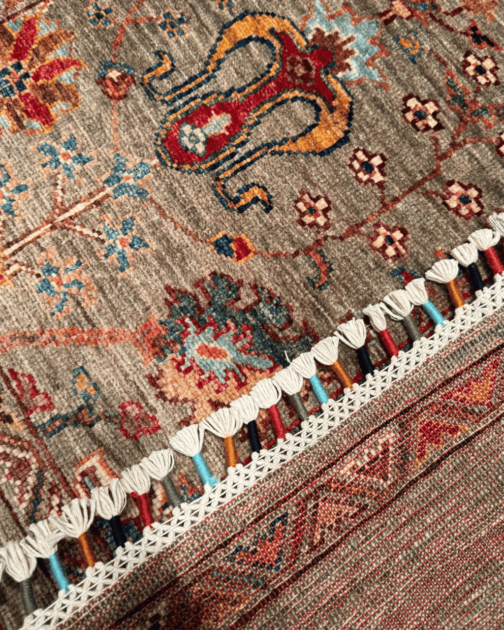 Sultani Hand-Knotted Wool Rug 3' 4" x 5' 2"