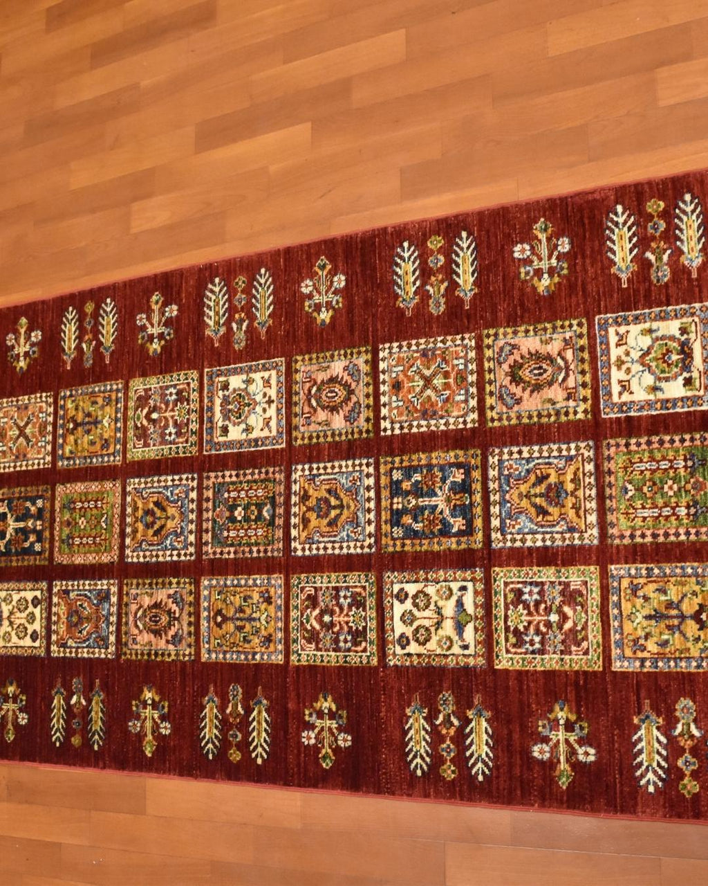 Sultani Hand-Knotted Wool Runner 2' 75" x 8' 46"