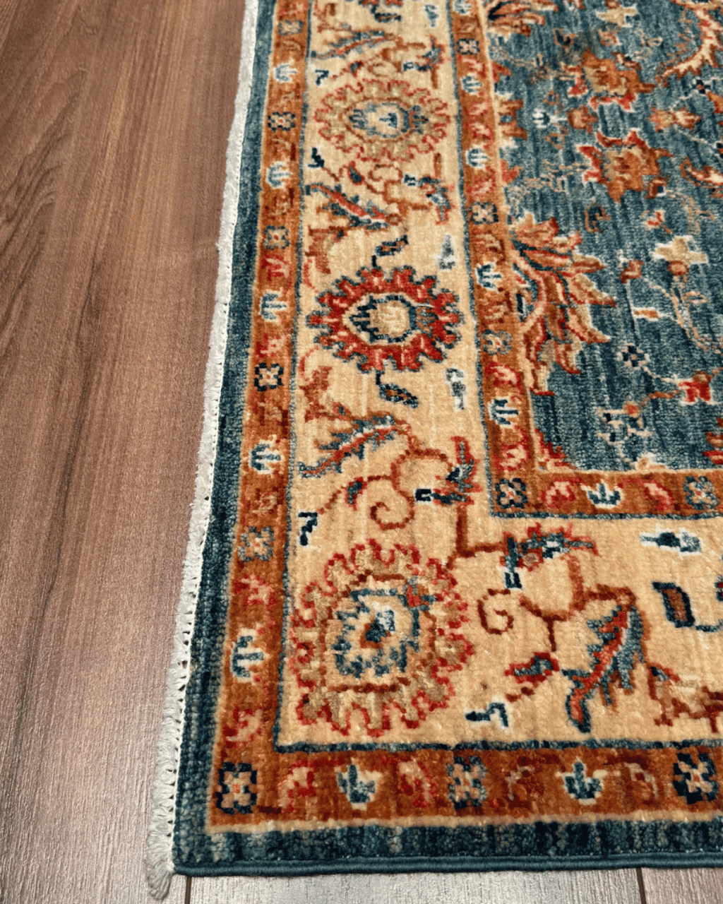 Ushak Hand-Knotted Wool Rug 3' x 5'