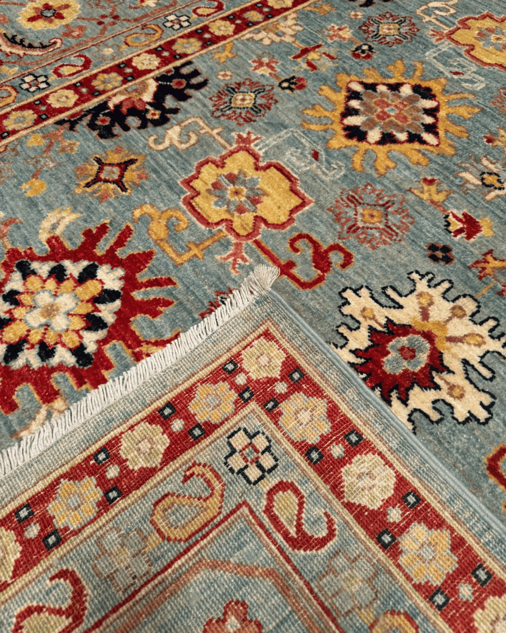 Ushak Hand-Knotted Wool Rug 7' x 10'