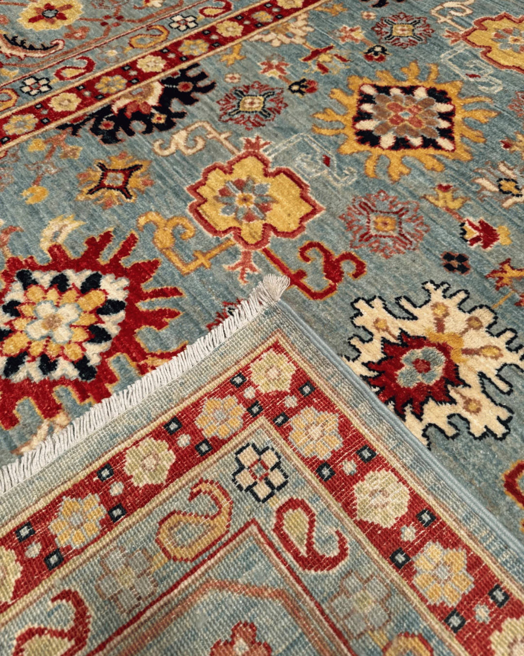 Ushak Hand-Knotted Wool Rug 7' x 10'