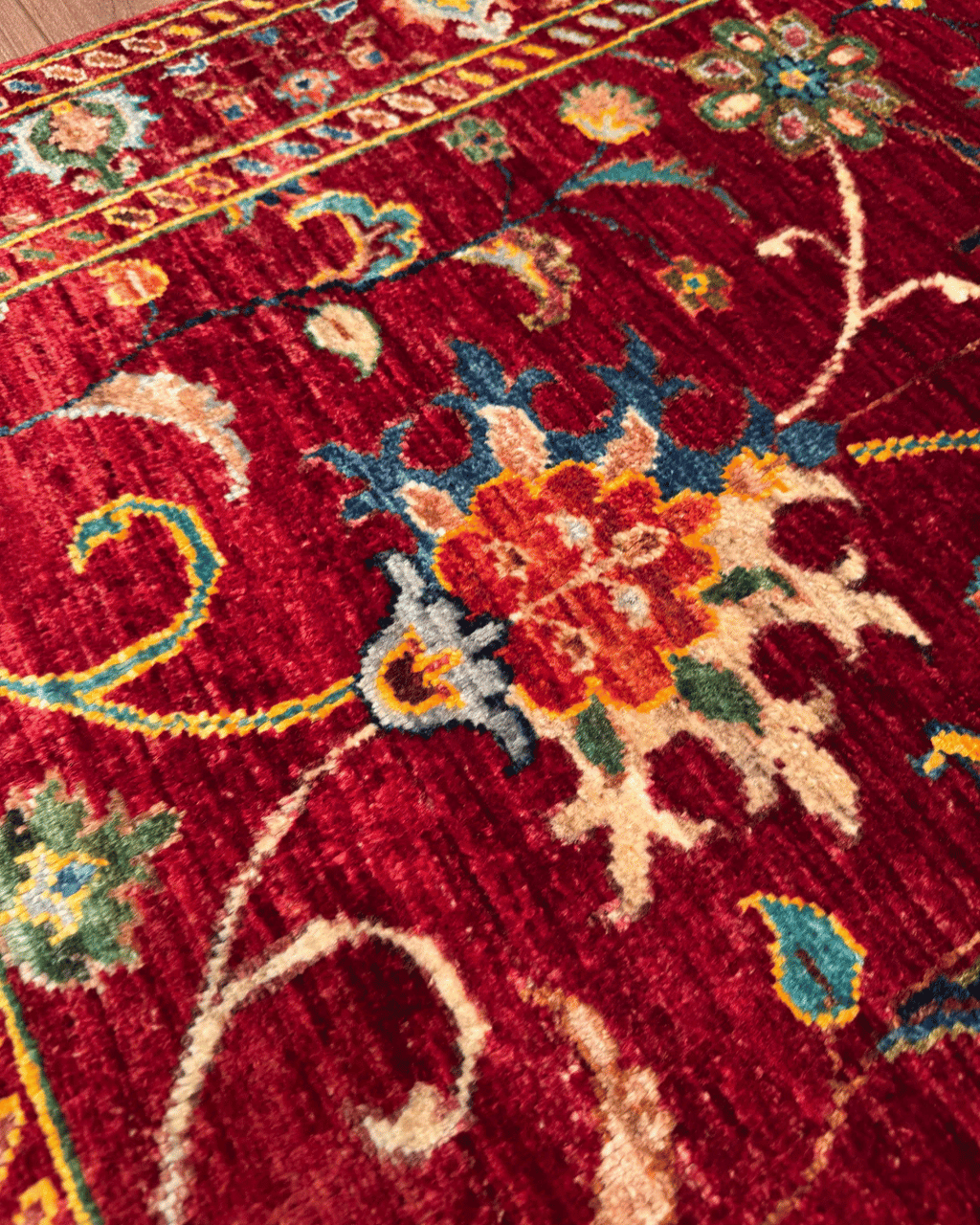 Sultani Hand-Knotted Wool Rug 2' 6" x 3' 9"