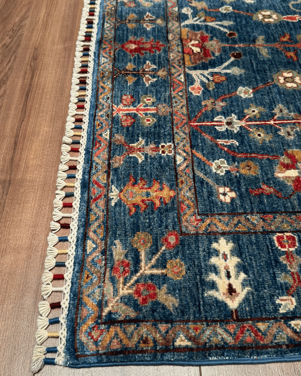 Sultani Hand-Knotted Wool Rug 4' x 6'