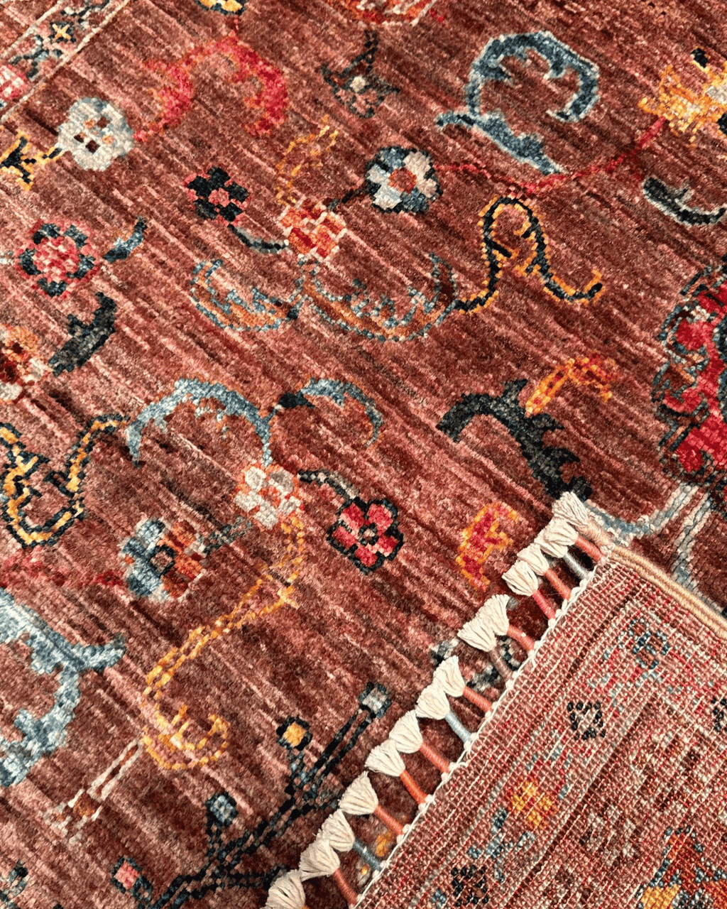 Sultani Hand-Knotted Wool Rug 4' x 6'