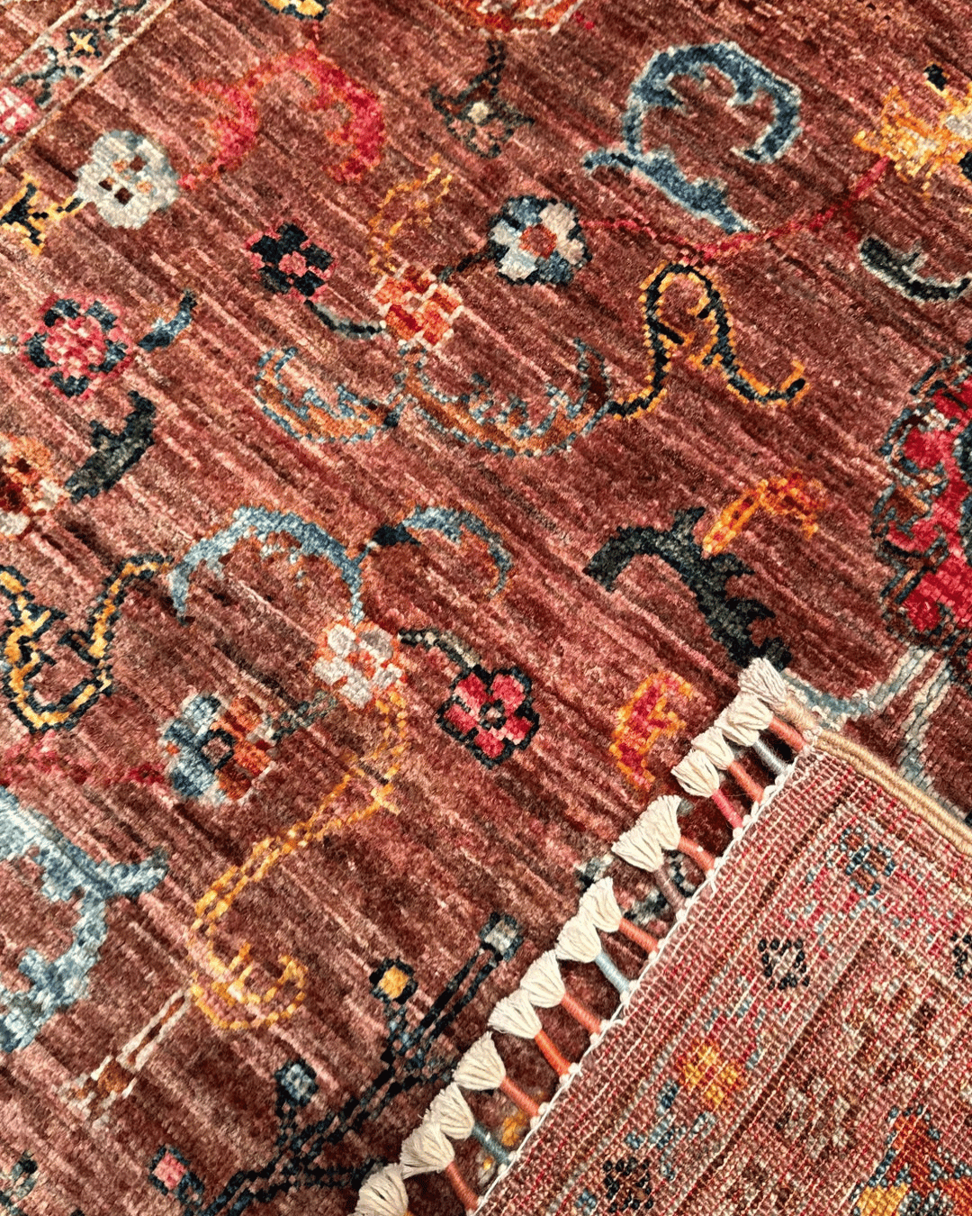 Sultani Hand-Knotted Wool Rug 4' x 6'