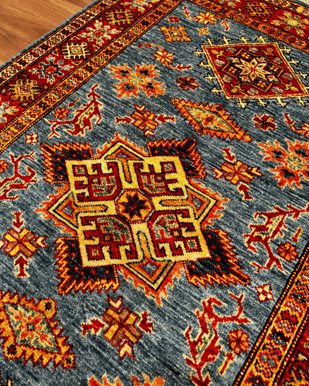 Shirvan Hand-Knotted Wool Rug 3' 1" x 4' 9"