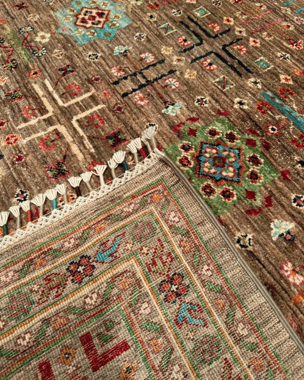 Veziri Hand-Knotted Wool Rug 6' 7" x 9' 9"