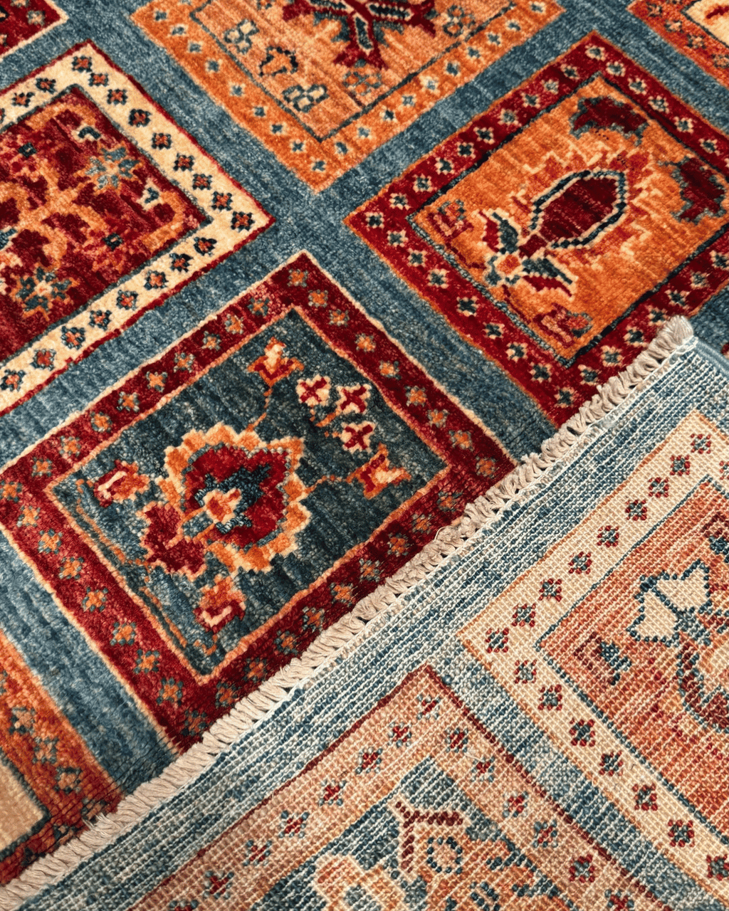 Sultani Hand-Knotted Wool Rug 3' 9" x 5' 5"