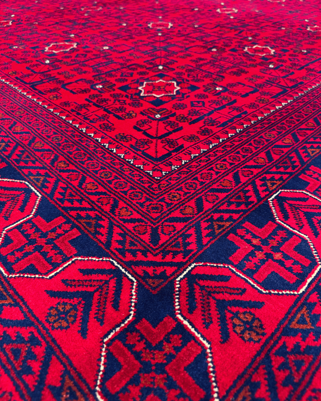 Handwoven Afghan Style Wool Rug 8' x 11' 5"