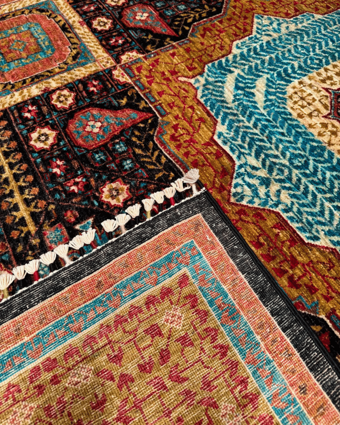 Mamluk Hand-Knotted Wool Rug 6' 7" x 9' 5"