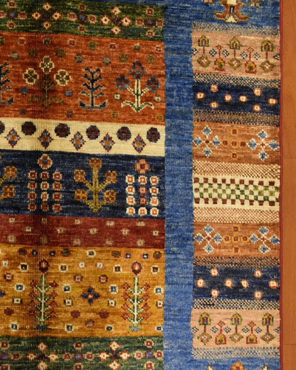 Sultani Hand-Knotted Wool Rug 2' 7" x 4' 5"