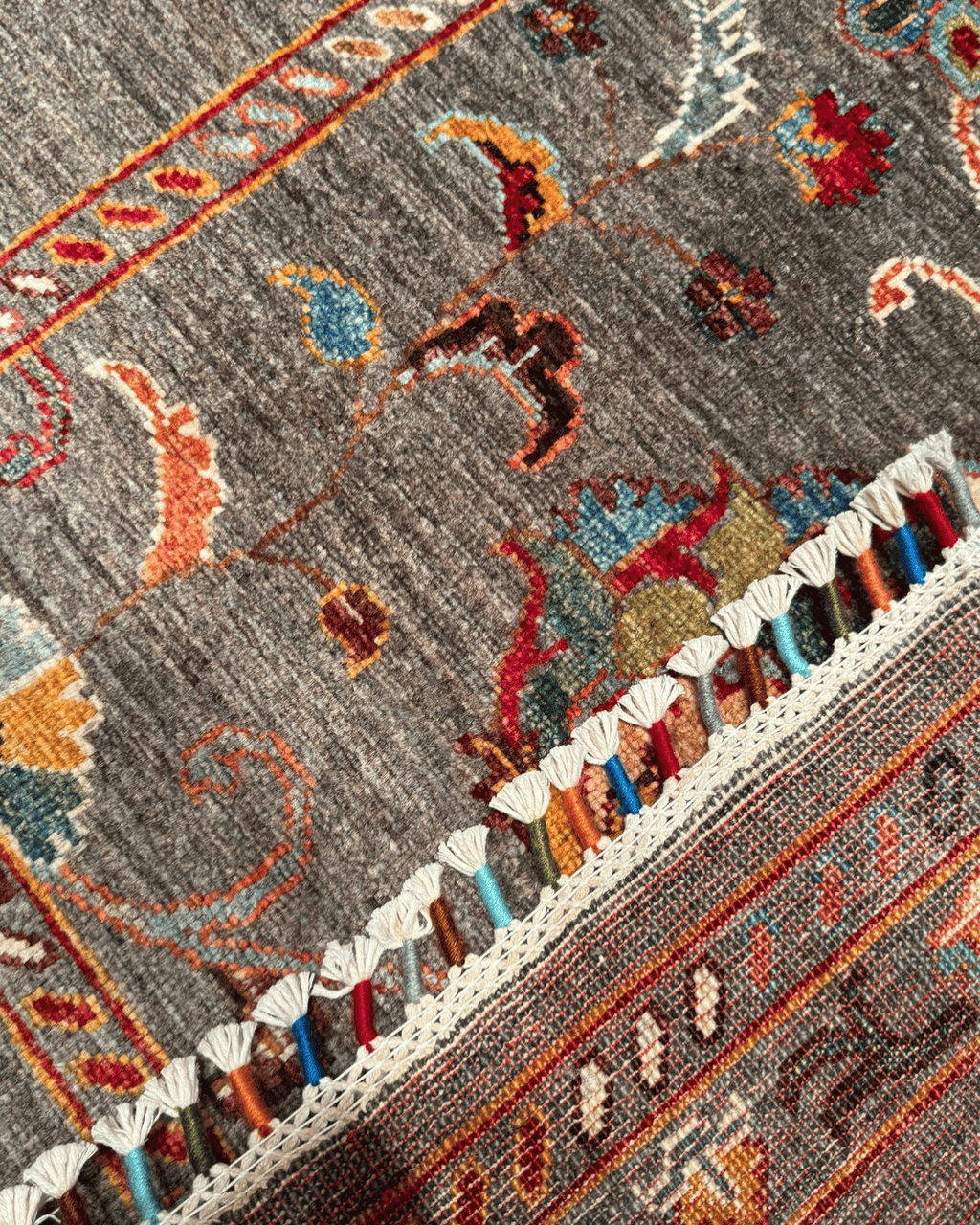 Sultani Hand-Knotted Wool Rug 3' 5" x 5' 1"