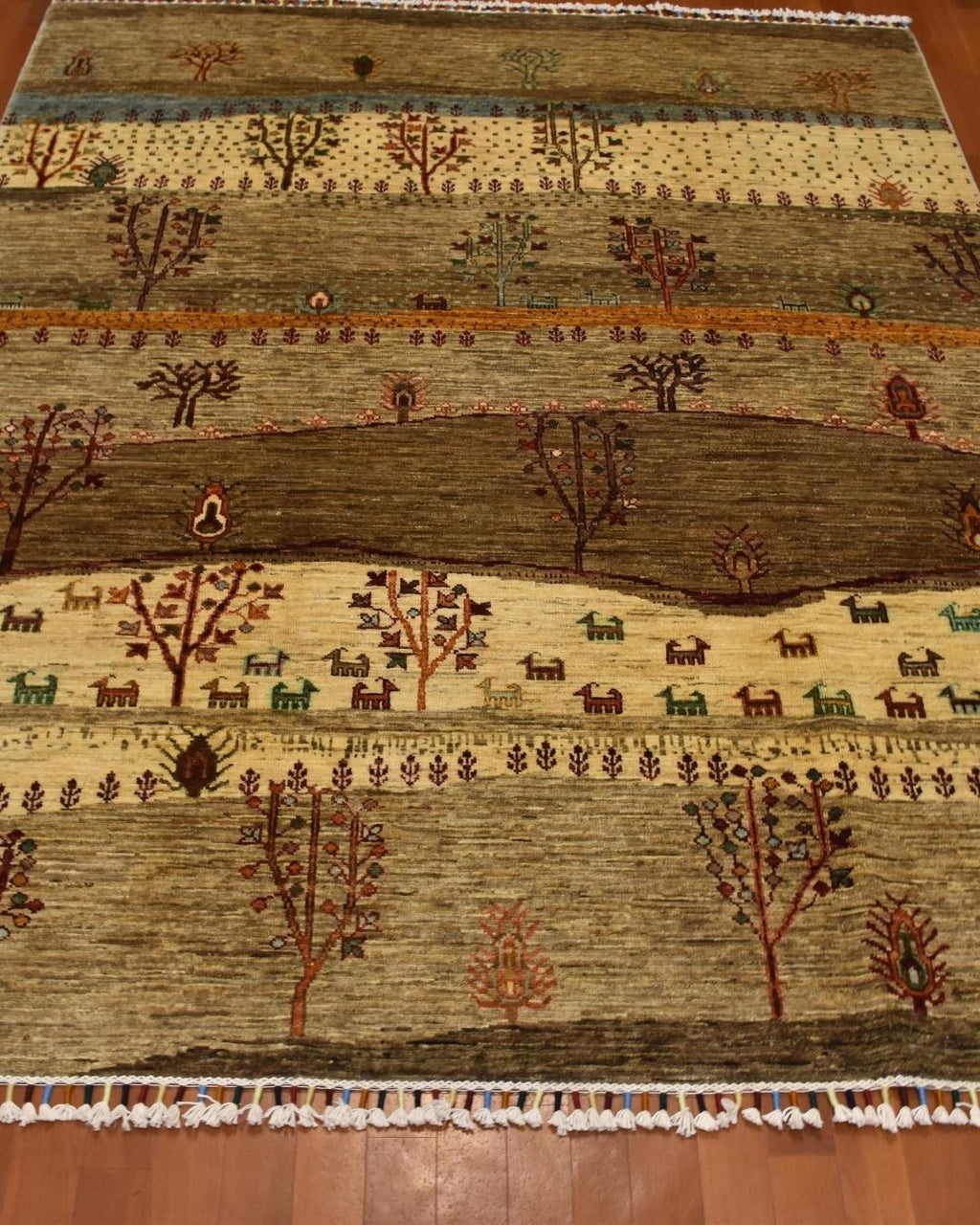 Sultani Hand-Knotted Wool Rug 154x196 cm 3 m² | 5x6 ft