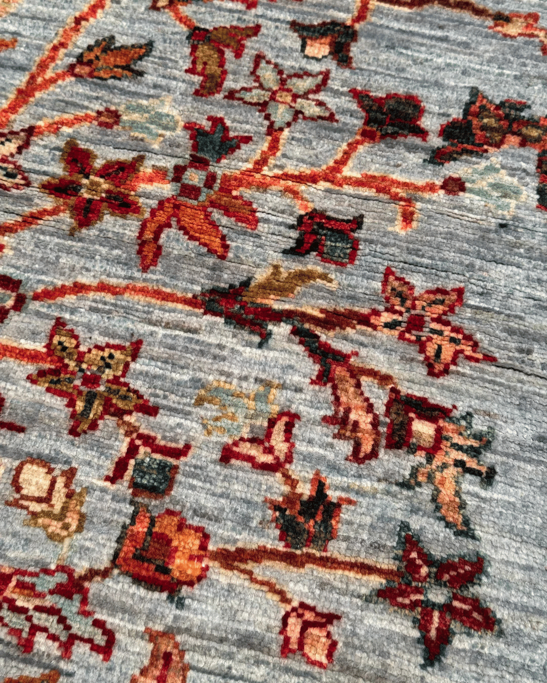 Sultani Hand-Knotted Wool Rug 4' 1" x 6' 1"