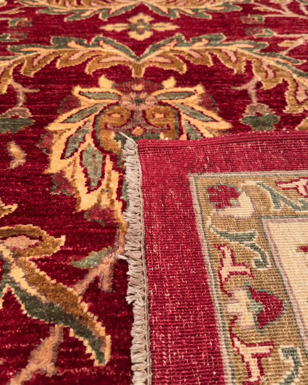 Ushak Hand-Knotted Wool Rug 7' x 10'