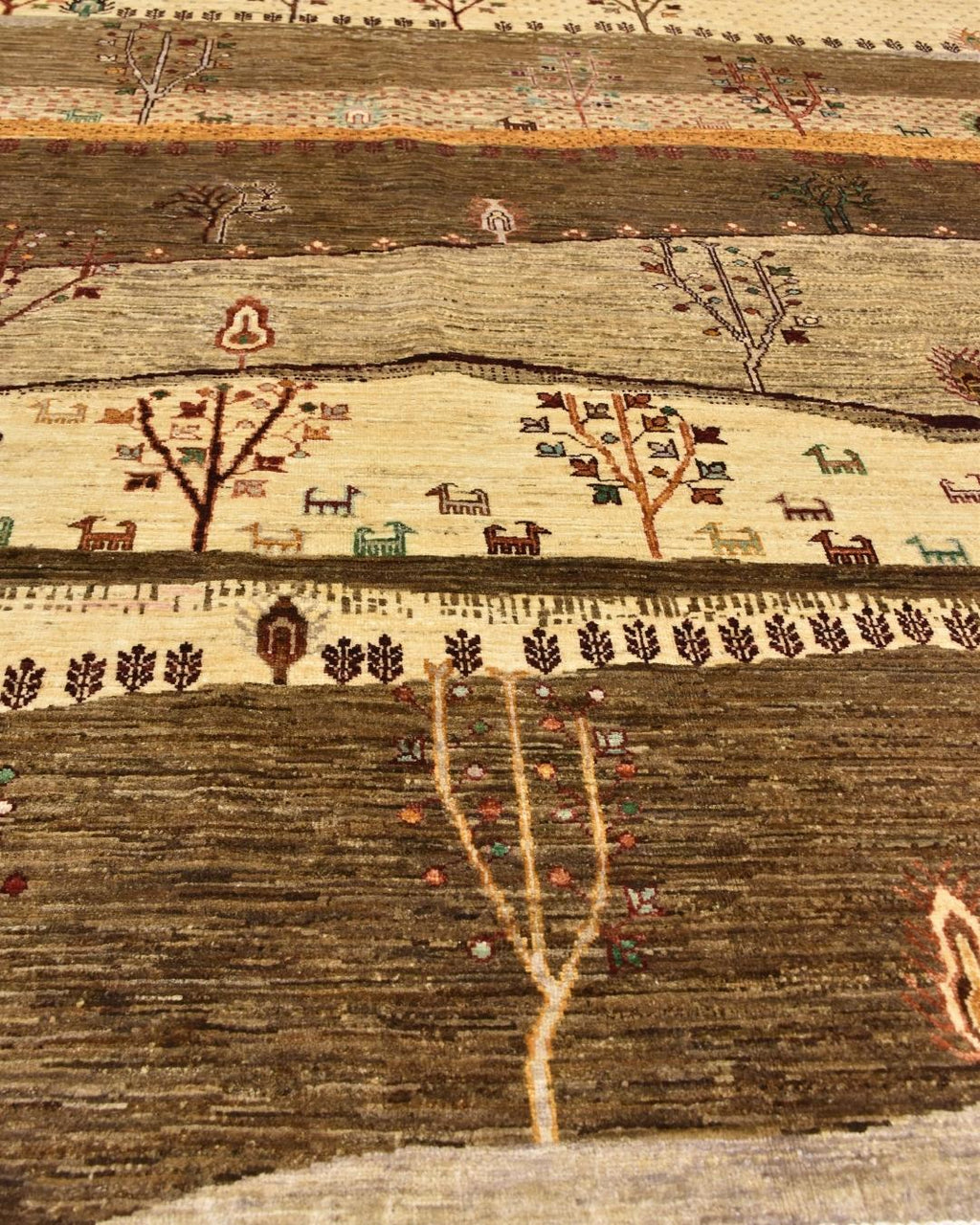 Sultani Hand-Knotted Wool Rug 5' 9" x 8' 2"