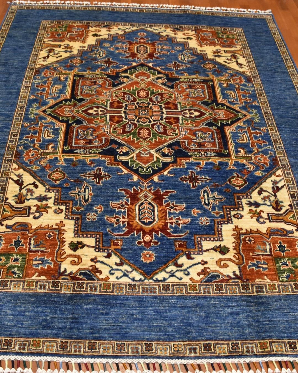 Sultani Hand-Knotted Wool Rug 5' 1" x 6' 7"