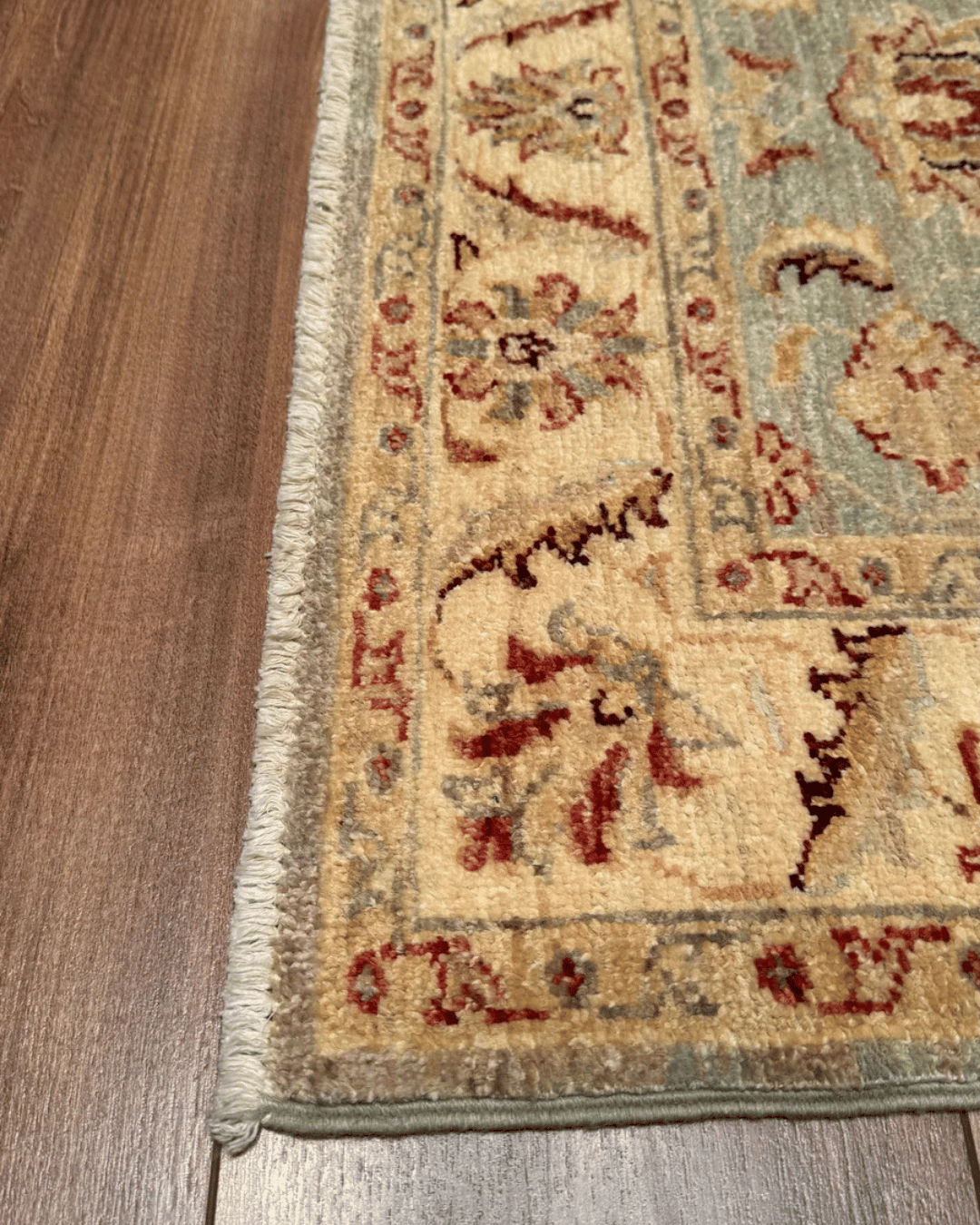 Ushak Hand-Knotted Wool Rug 3' x 4'