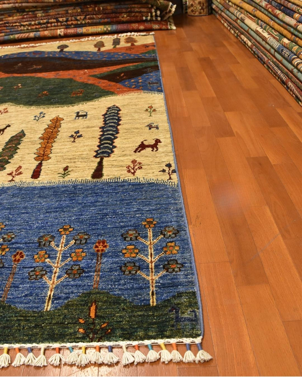 Sultani Hand-Knotted Wool Rug 5' x 7'