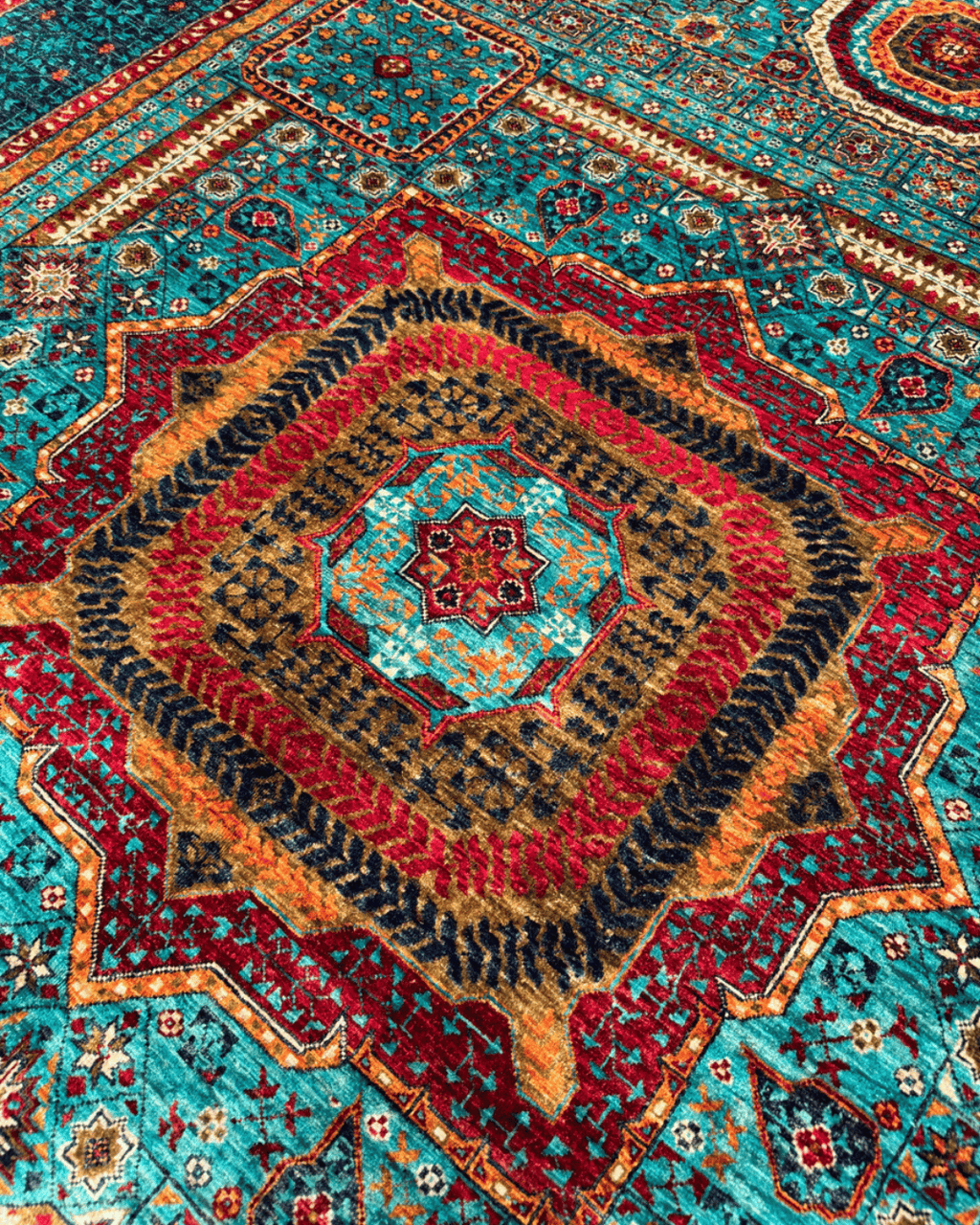 Mamluk Hand-Knotted Wool Rug 7' x 9' 5"