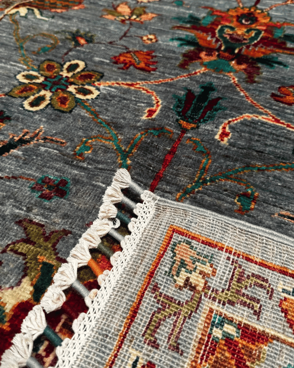 Sultani Hand-Knotted Wool Rug 4' x 6'