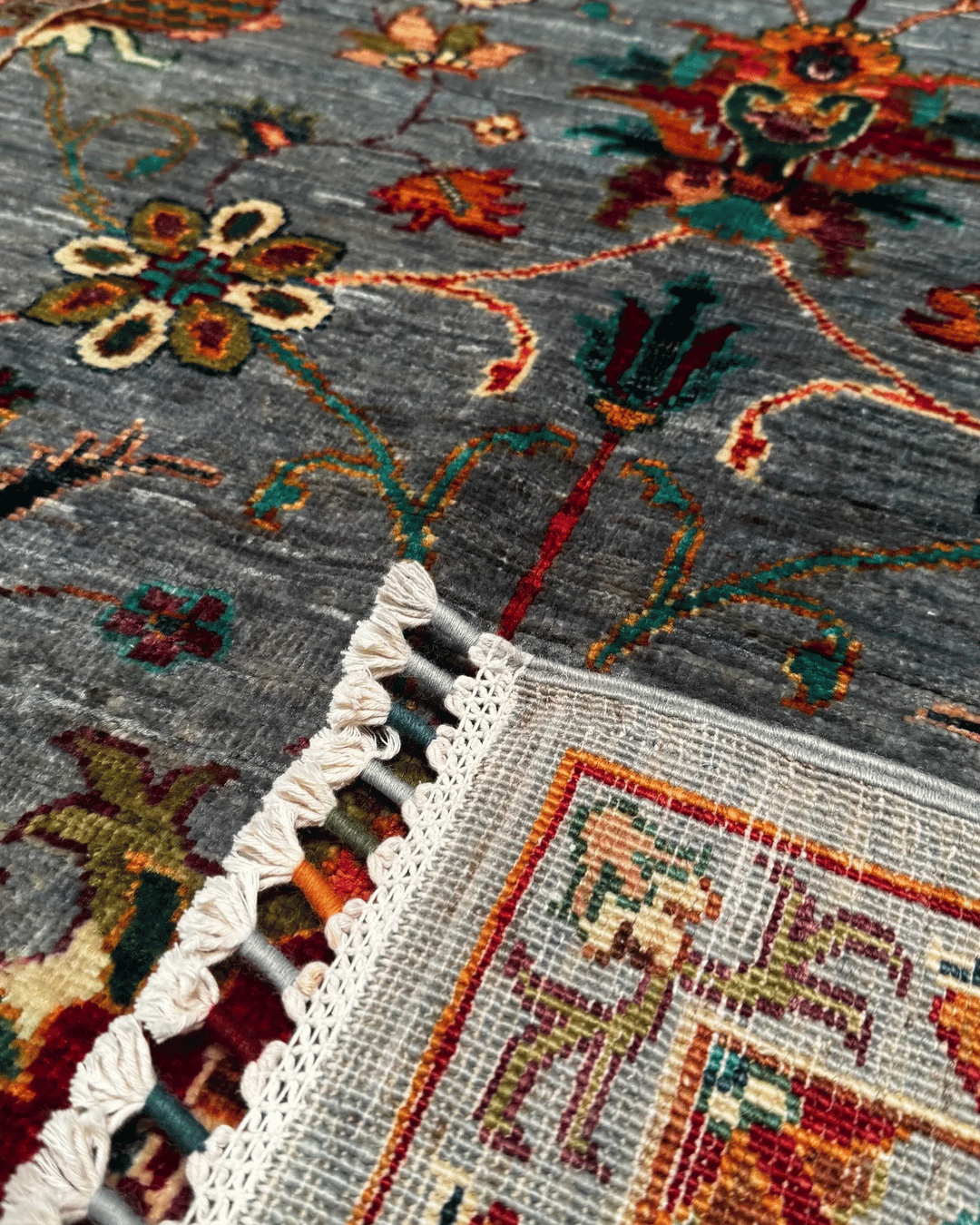 Sultani Hand-Knotted Wool Rug 4' x 6'