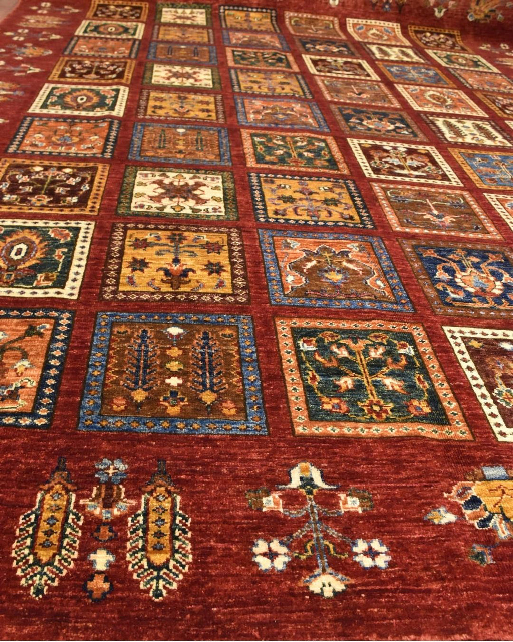 Sultani Hand-Knotted Wool Rug 6' 8" x 9' 5"