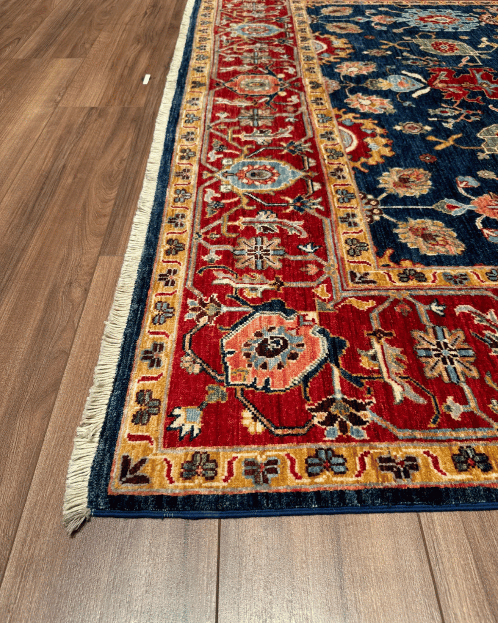 Ushak Hand-Knotted Wool Rug 7' x 9'