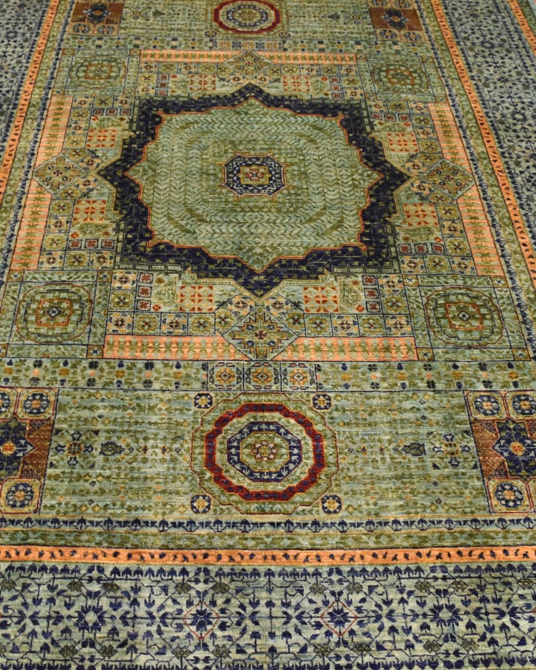 Mamluk Hand-Knotted Wool Rug 5' 9" x 7' 9"