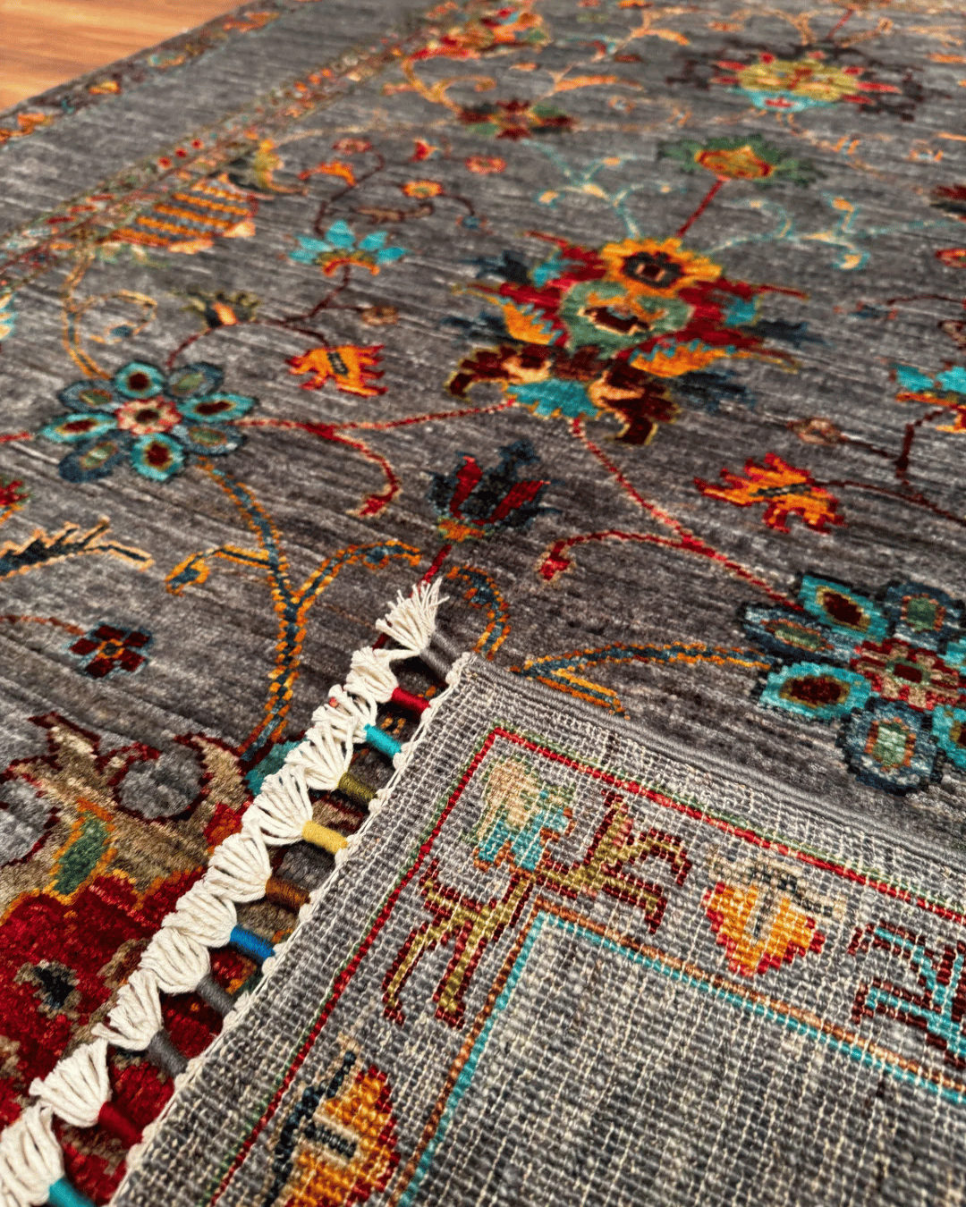 Sultani Hand-Knotted Wool Rug 4' x 6'