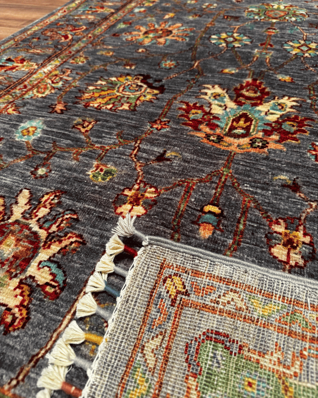 Sultani Hand-Knotted Wool Rug 4' x 6'