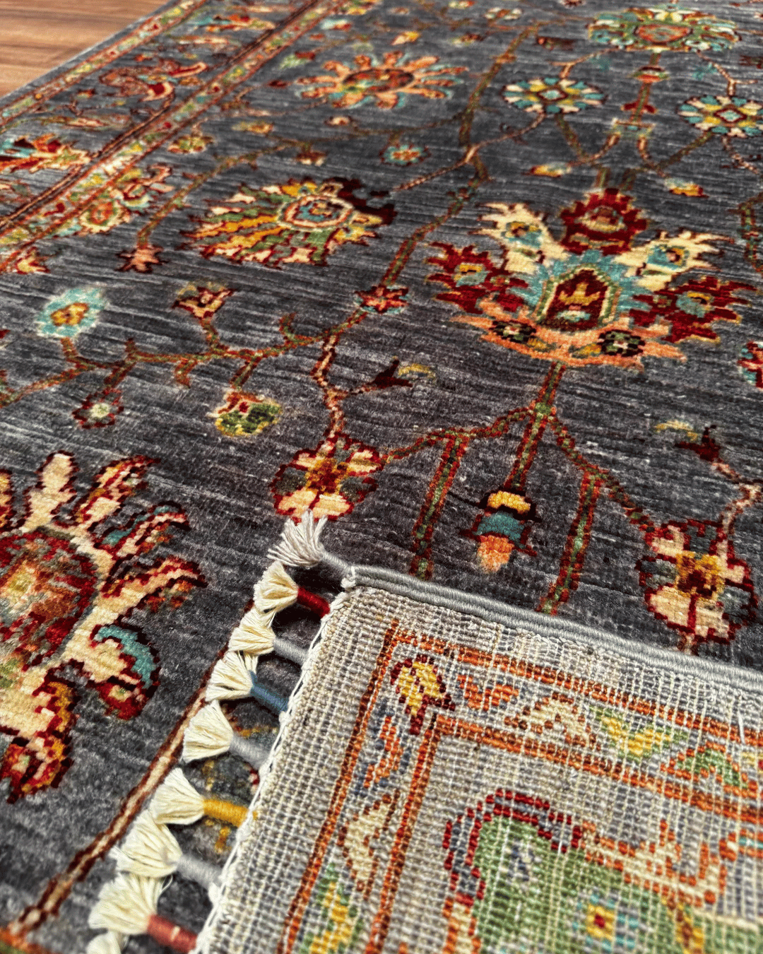 Sultani Hand-Knotted Wool Rug 4' x 6'