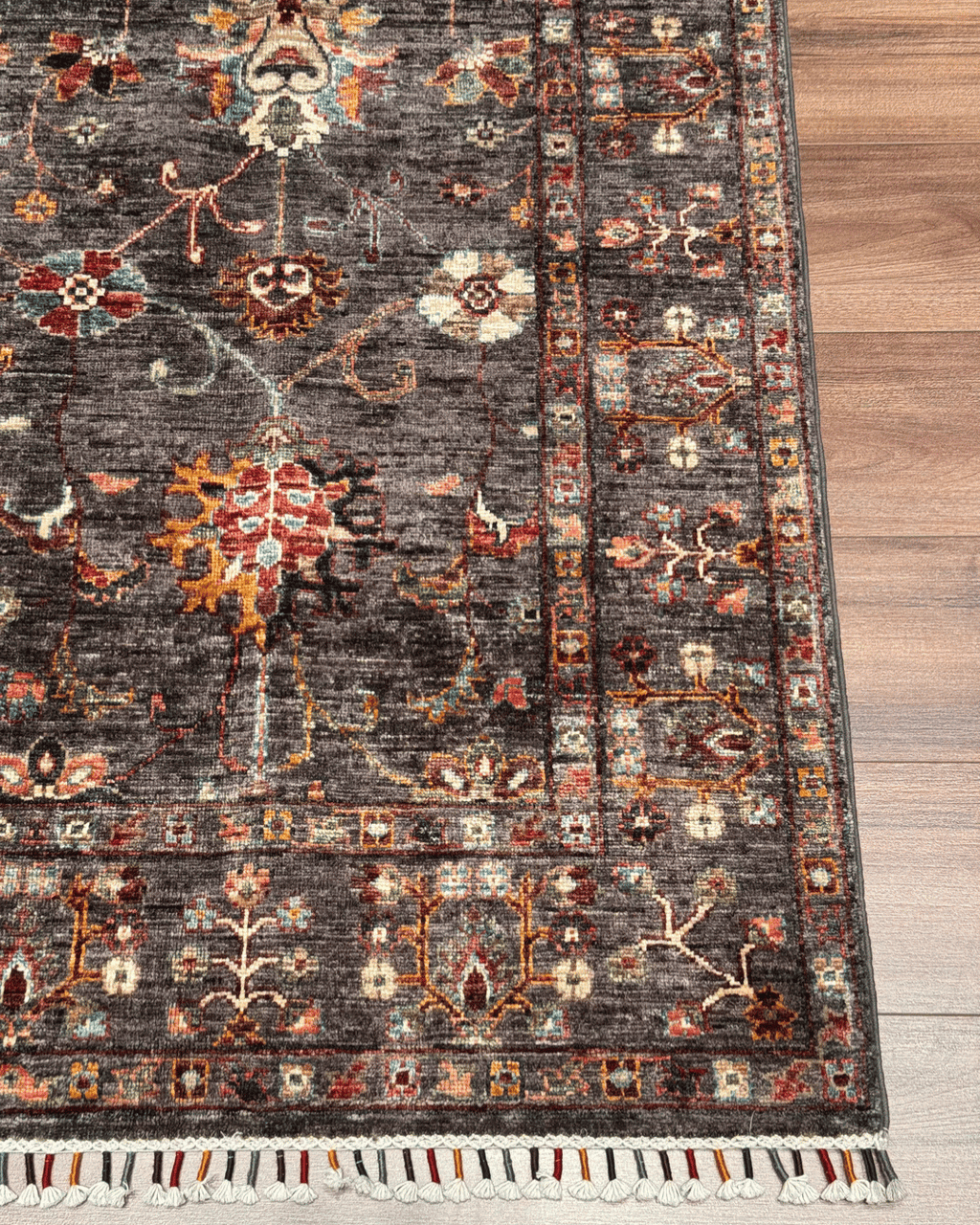 Sultani Hand-Knotted Wool Rug 4' x 6'