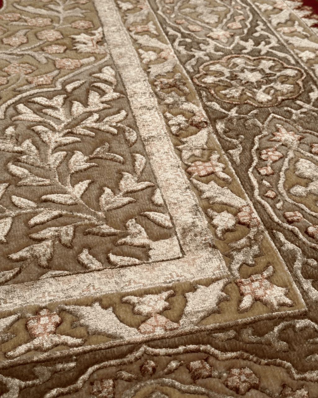 Ottoman Elegance Hand-Knotted Wool Rug 6' 8" x 9' 9"