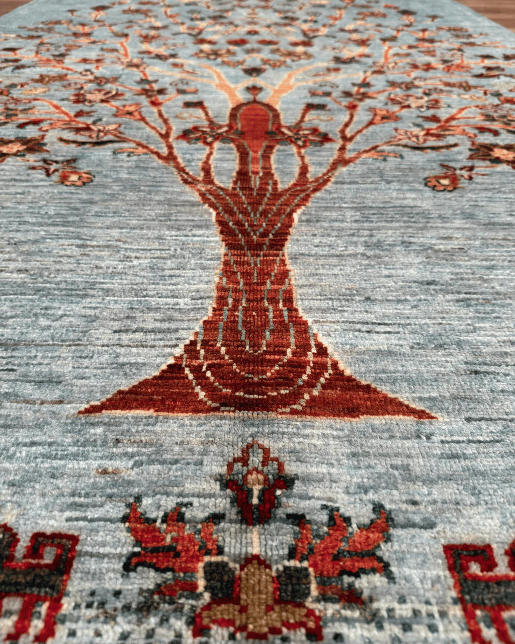 Sultani Hand-Knotted Wool Rug 4' 1" x 6' 1"