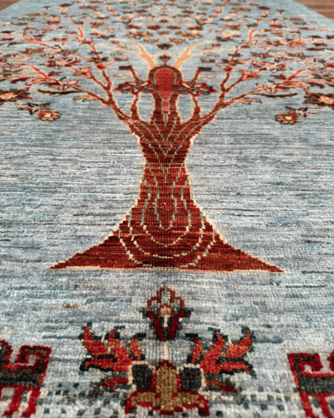 Sultani Hand-Knotted Wool Rug 4' 1" x 6' 1"