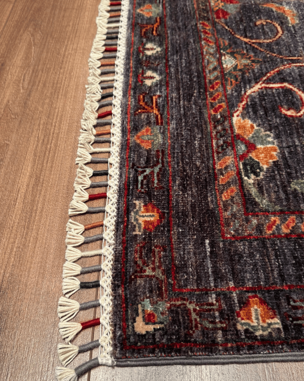 Sultani Hand-Knotted Wool Rug 2' 7" x 4' 2"