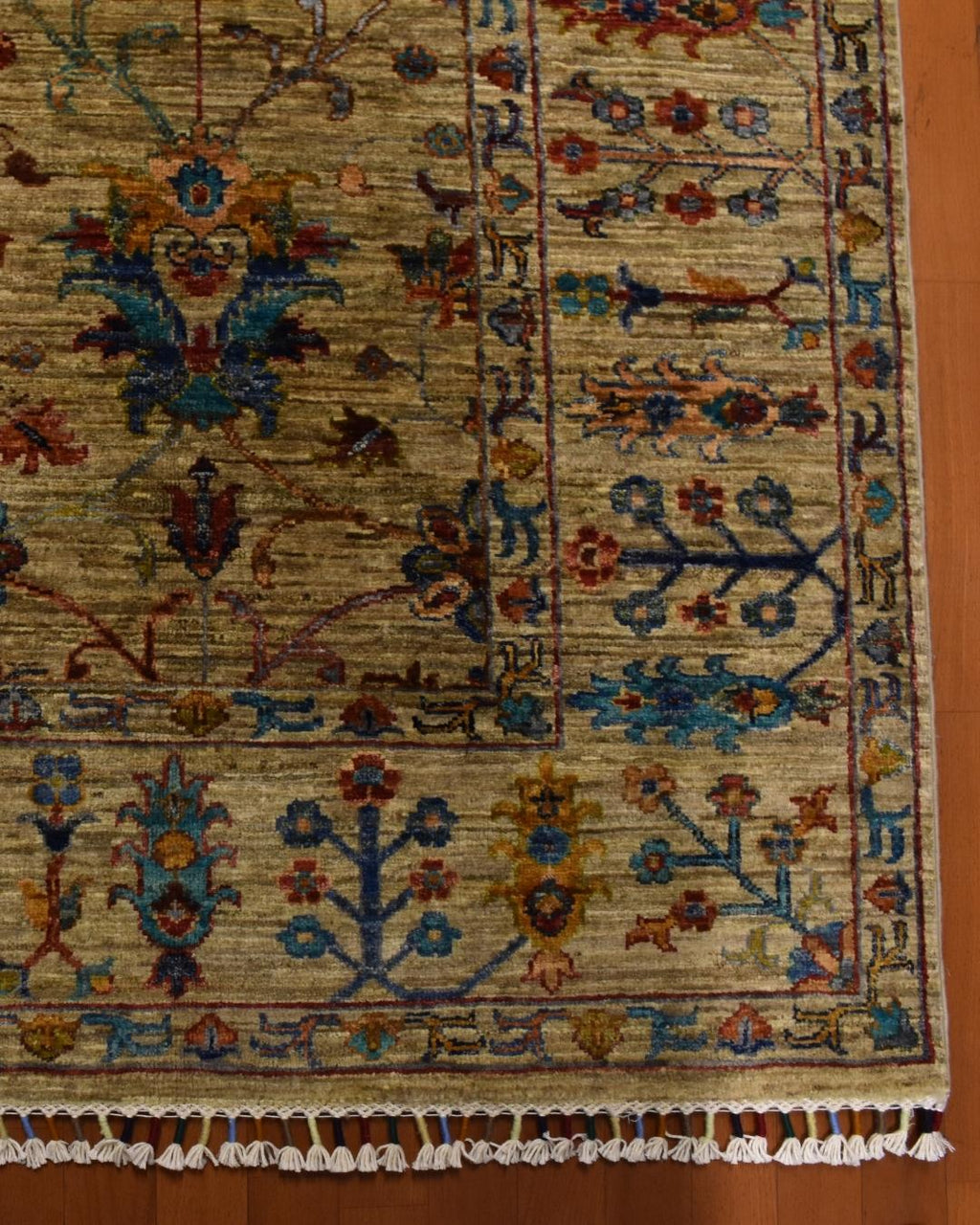 Sultani Hand-Knotted Wool Rug 5' 7" x 7' 9"