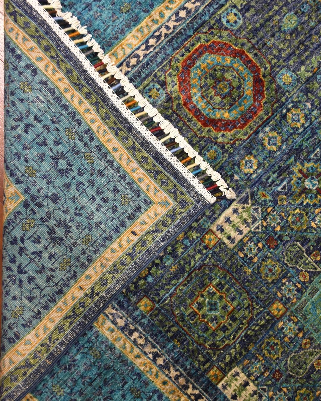 Mamluk Hand-Knotted Wool Rug 4' 9" x 6' 8"