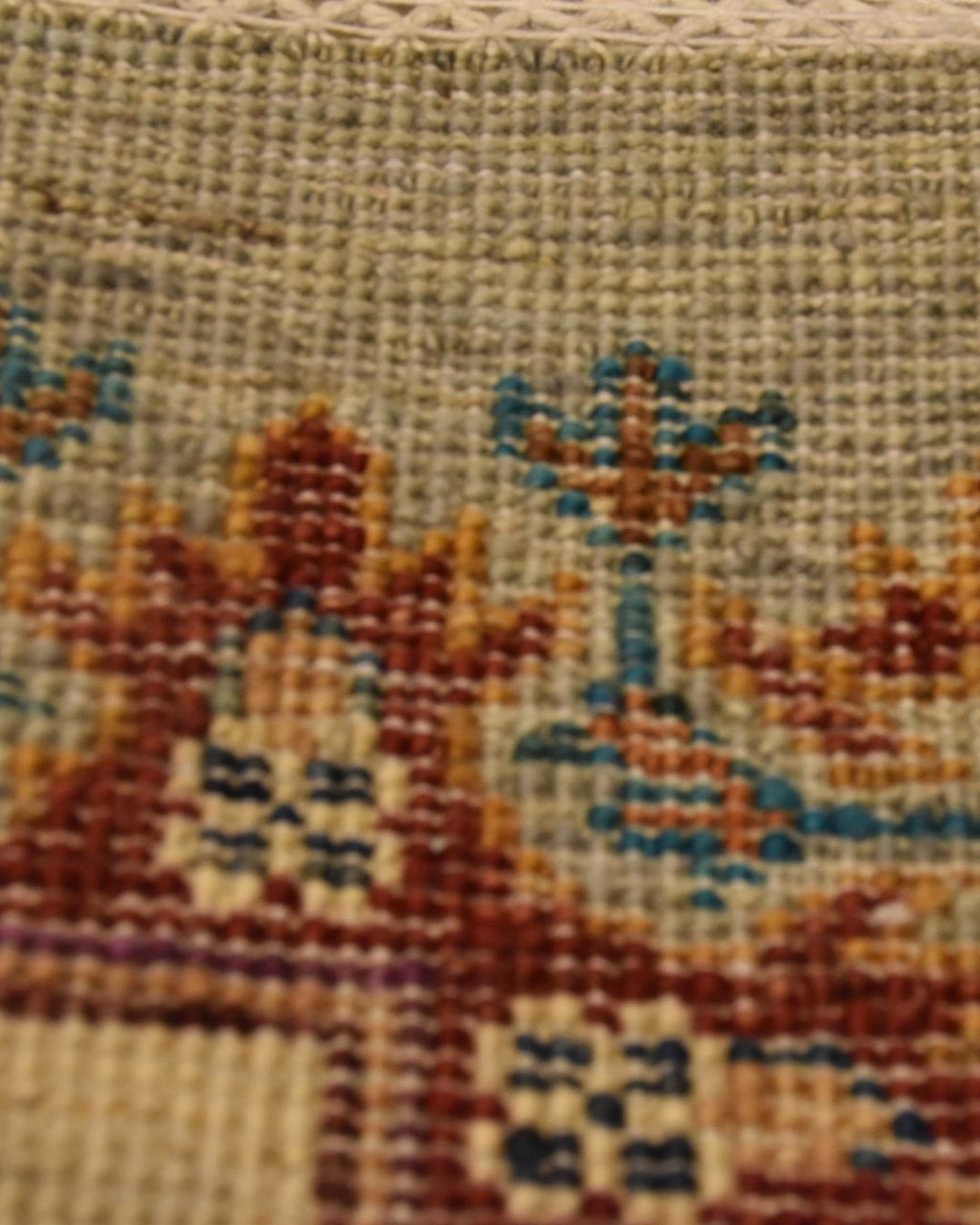 Veziri Hand-Knotted Wool Rug 5' x 7' 2"