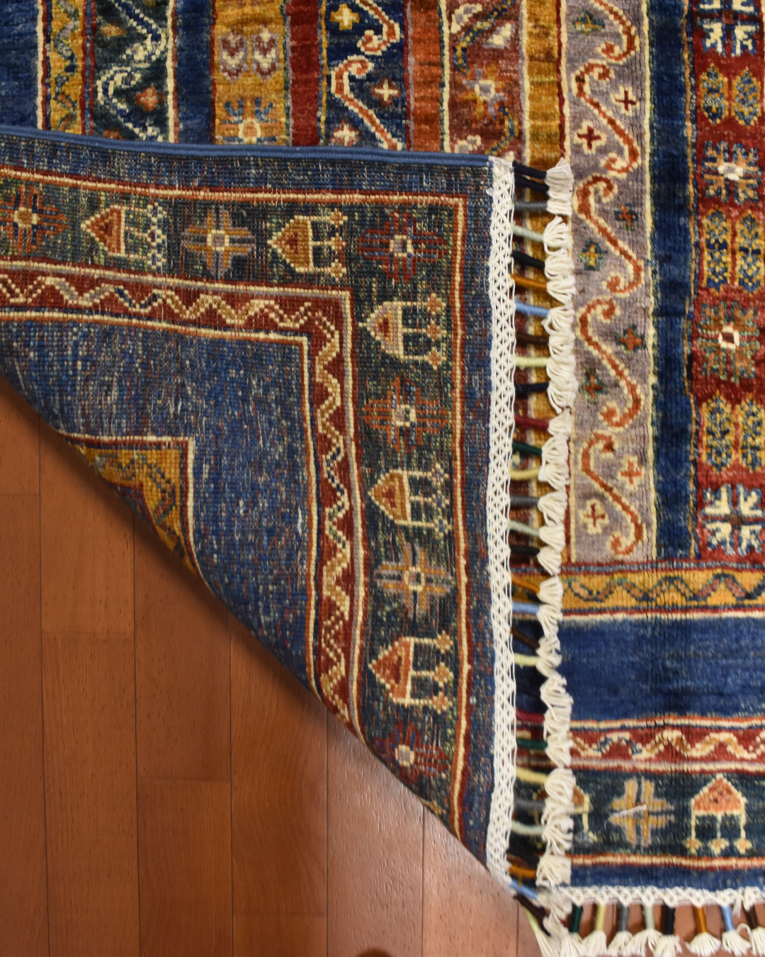 Sultani Hand-Knotted Wool Rug 5' 5" x 7' 6"