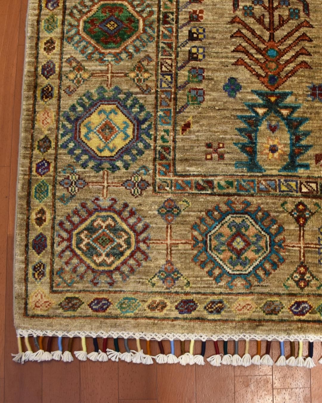 Sultani Hand-Knotted Wool Rug 5' 1" x 6' 9"